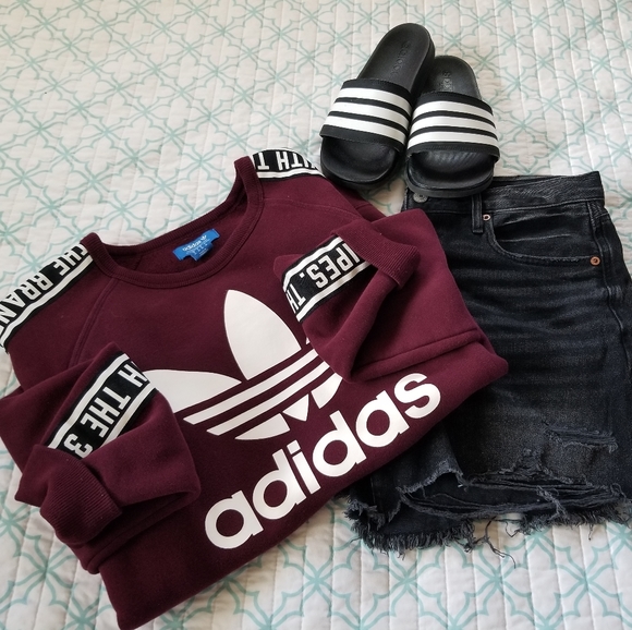 Maroon Adidas Crewneck Sweatshirt - Picture 2 of 10